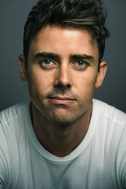 Profile photo of Julian Curtis