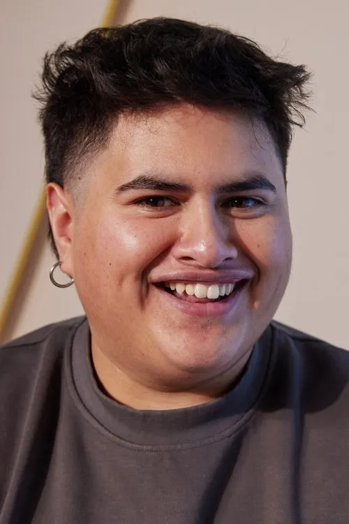 Profile photo of Julian Dennison