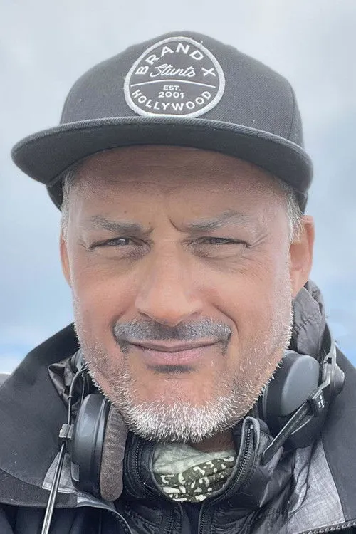 Profile photo of Julian Holmes