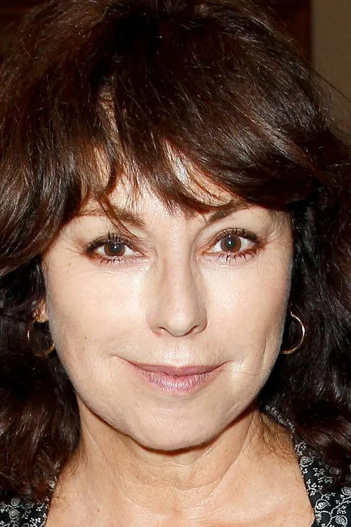 Photo of Julie Arnold