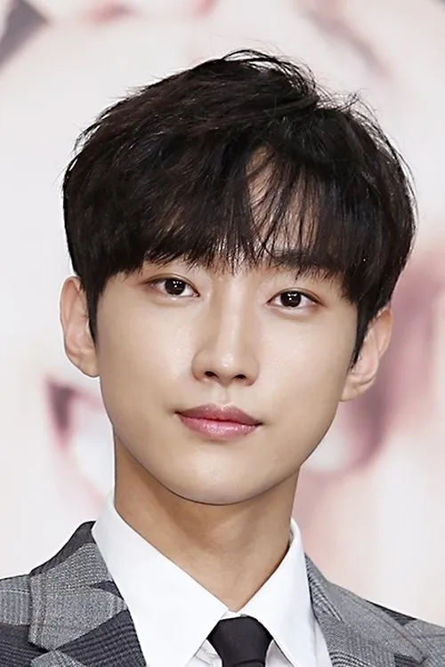 Profile photo of Jung Jin-young