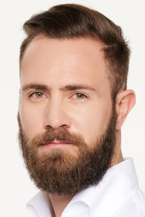 Profile photo of Justin John Harvey