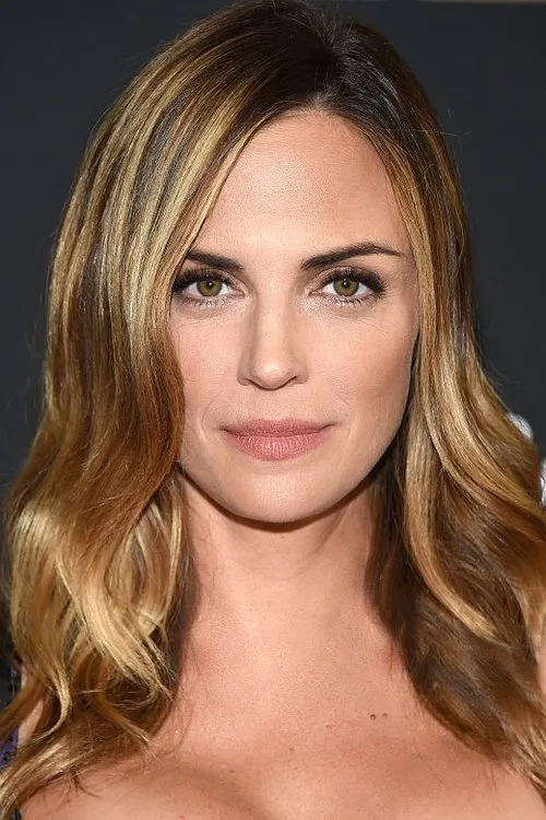 Photo of Kelly Sullivan