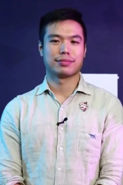 Profile photo of Kevin Lerdwichagul