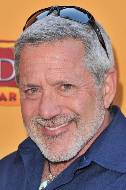 Profile photo of Kevin Schon