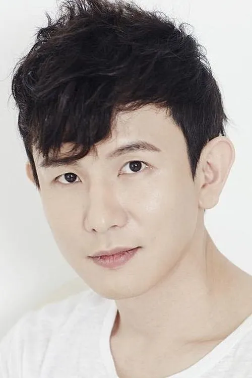 Profile photo of Kim Lee-woo