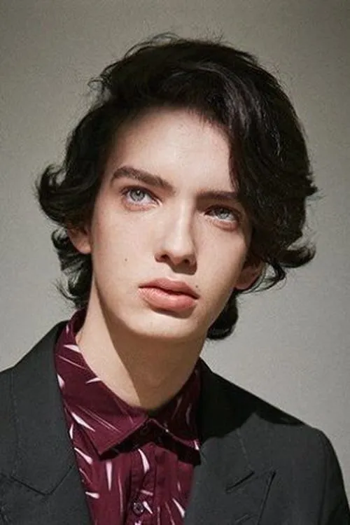 Profile photo of Kodi Smit-McPhee