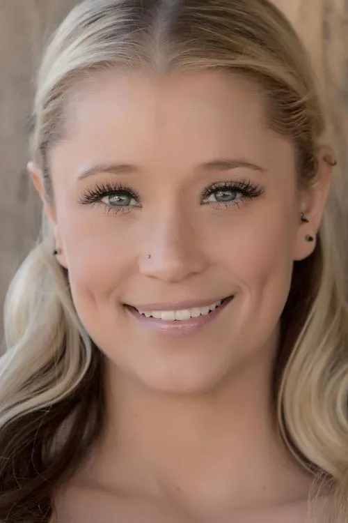 Photo of Kristen Renton