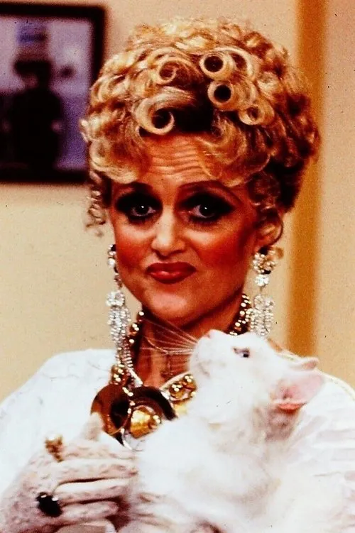 Profile photo of Lana Schwab