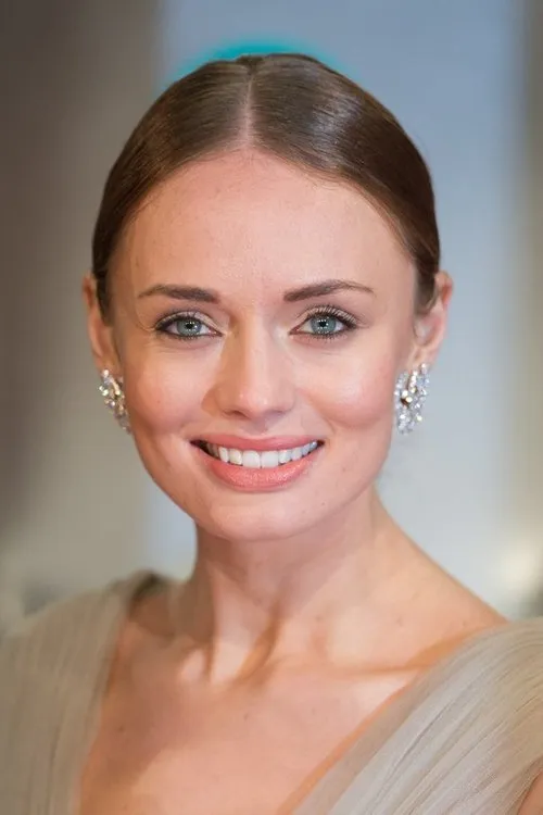 Profile photo of Laura Haddock