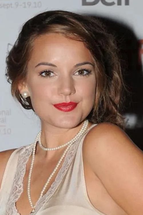 Profile photo of Laura-Leigh