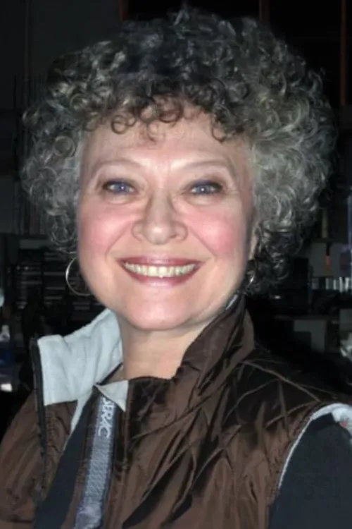 Profile photo of Lauren Klein