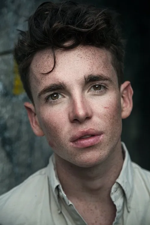 Photo of Laurie Kynaston