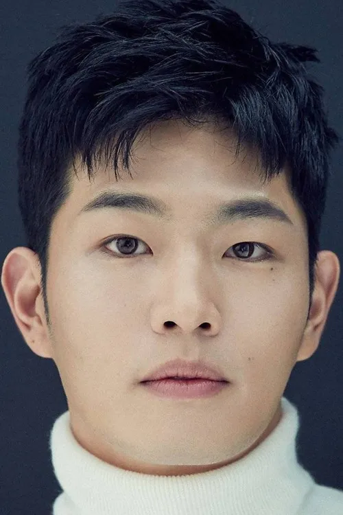 Profile photo of Lee Dong-ju