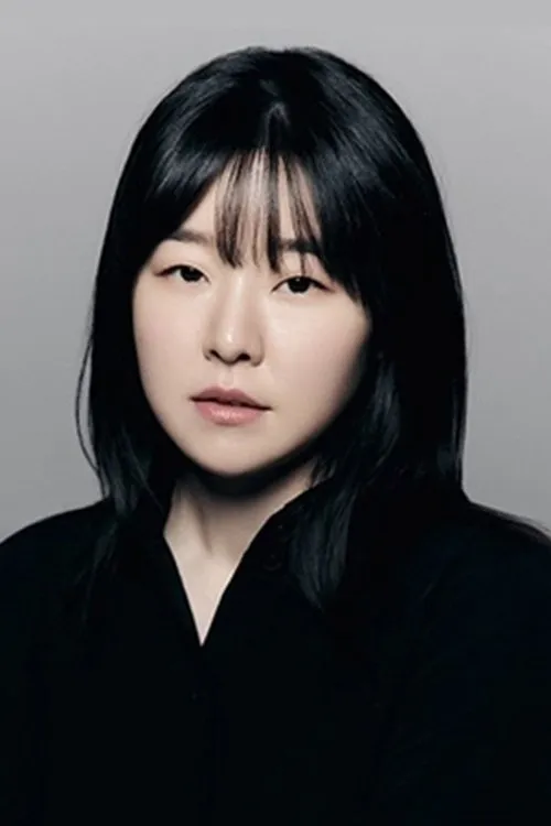 Profile photo of Lee Min-ji