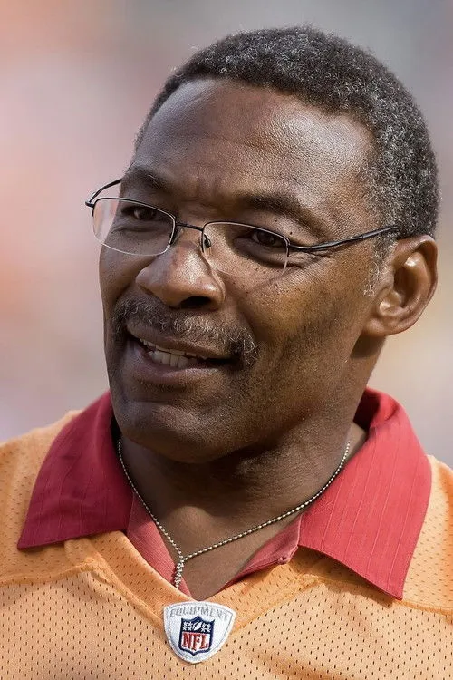 Profile photo of Lee Roy Selmon
