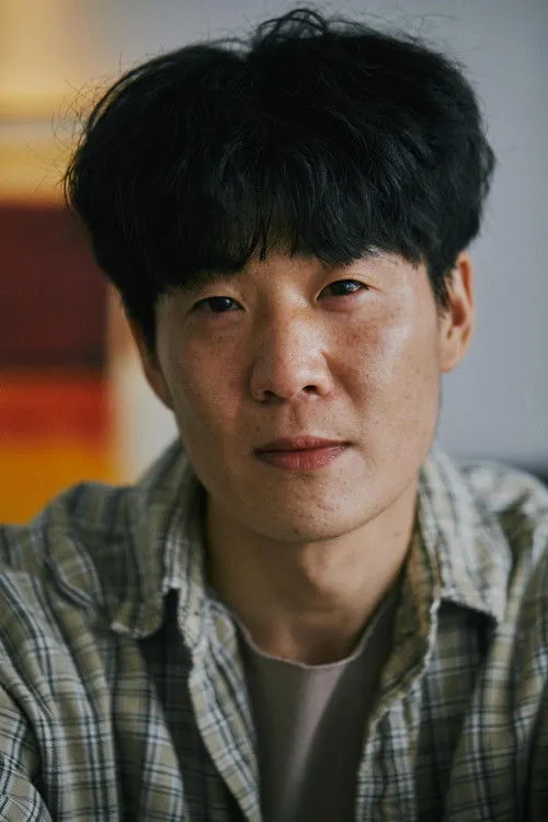 Profile photo of Lee Si-rae