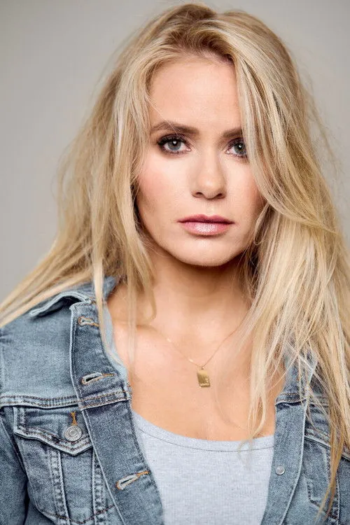 Photo of LeeAnne Bauer