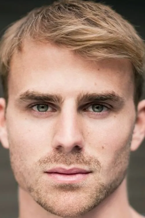 Profile photo of Leigh Scully