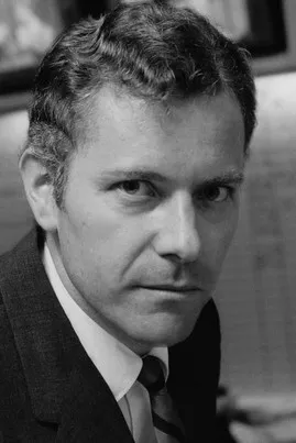 Photo of Leonard Harris