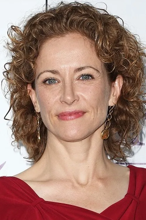 Profile photo of Leslie Hope