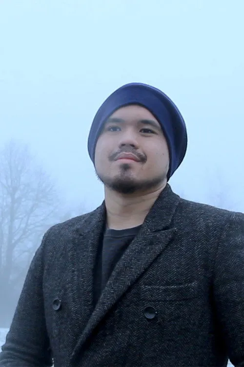 Photo of Lewis Knight