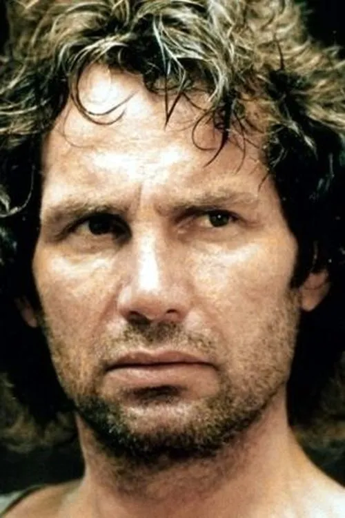 Profile photo of Lewis van Bergen