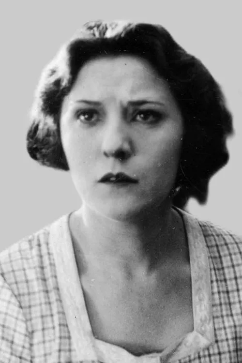Profile photo of Lillian West