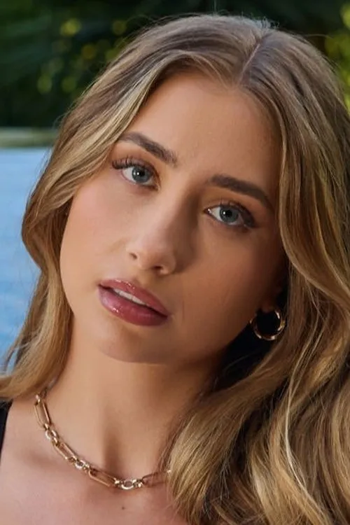 Photo of Lily Phillips