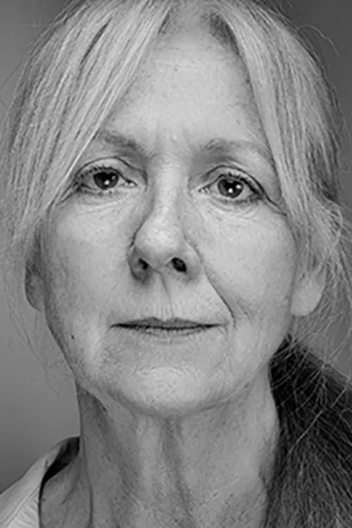 Photo of Liz Crowther