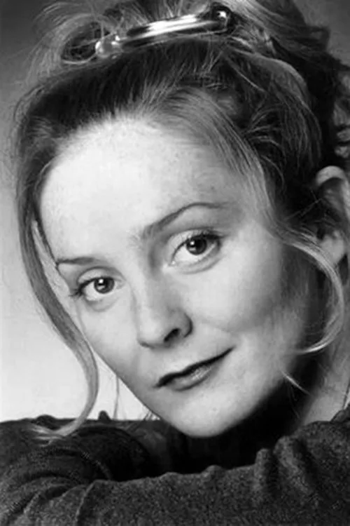 Profile photo of Lizzie Hopley