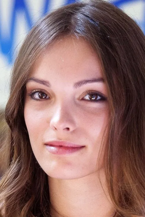 Profile photo of Lola Le Lann