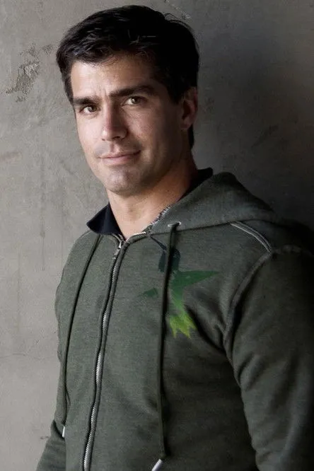 Profile photo of Loni Peristere