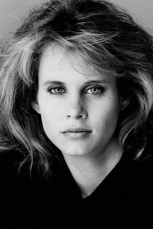 Photo of Lori Singer