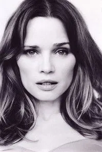 Photo of Lorraine Farris