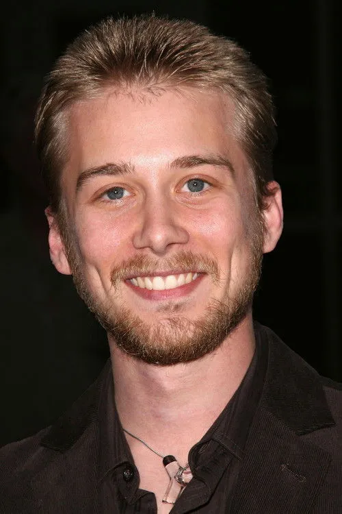 Profile photo of Lou Taylor Pucci