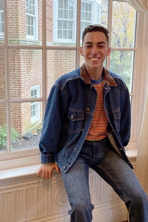 Photo of Louie Baires