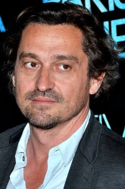 Profile photo of Louis-Do de Lencquesaing