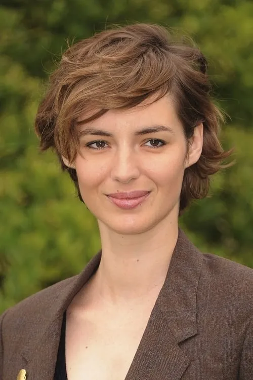 Photo of Louise Bourgoin