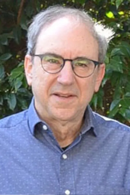 Profile photo of Lowell Ganz