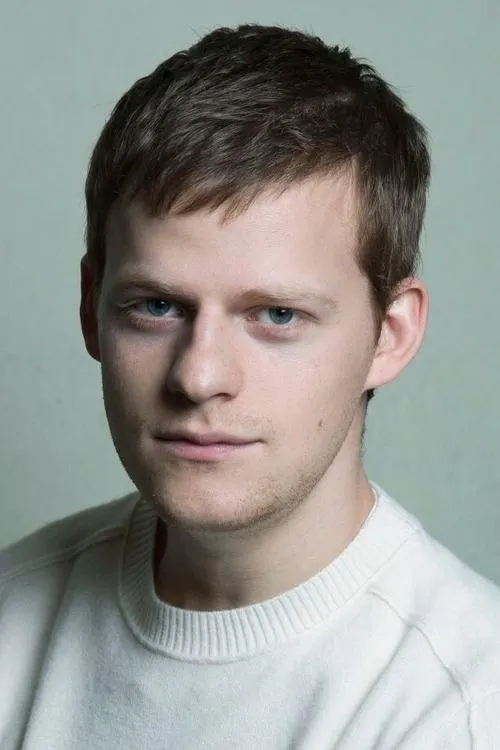 Photo of Lucas Hedges