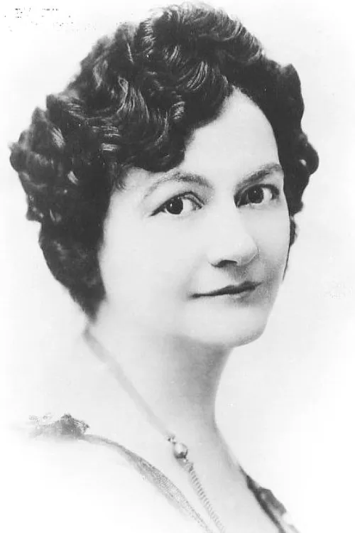 Photo of Lucille La Verne