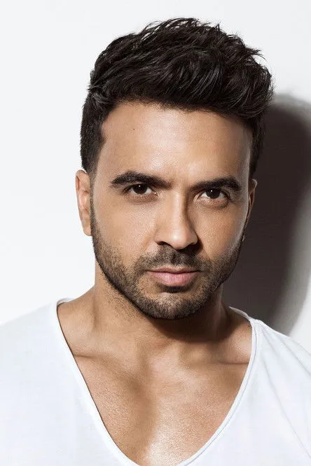 Profile photo of Luis Fonsi