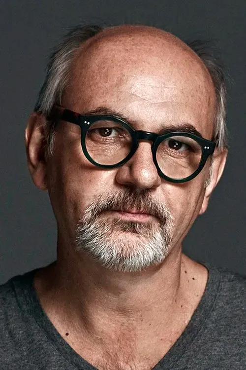 Profile photo of Luis Gnecco