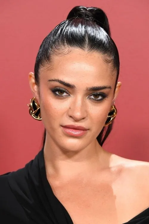 Photo of Luna Blaise