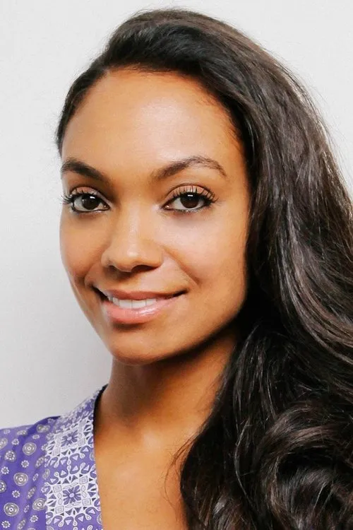 Profile photo of Lyndie Greenwood