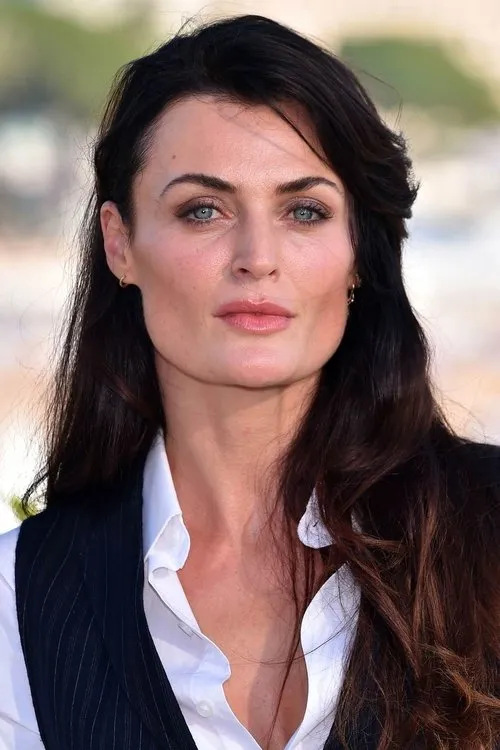 Profile photo of Lyne Renee