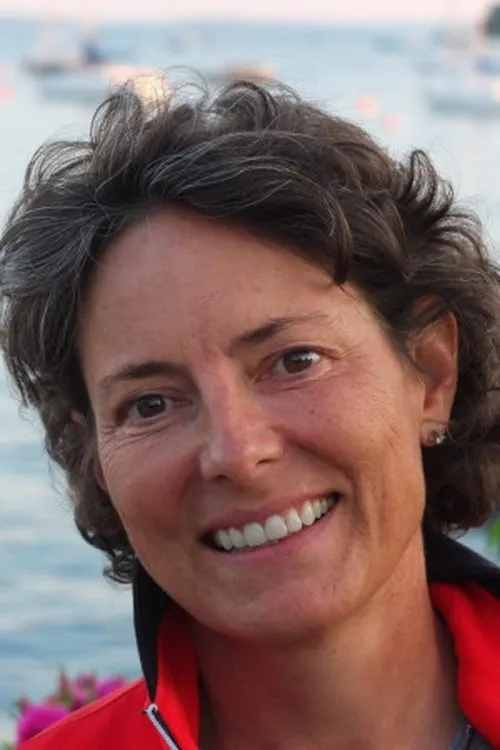 Profile photo of Mairzee Almas