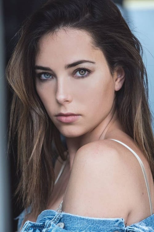 Photo of Mariel Molino