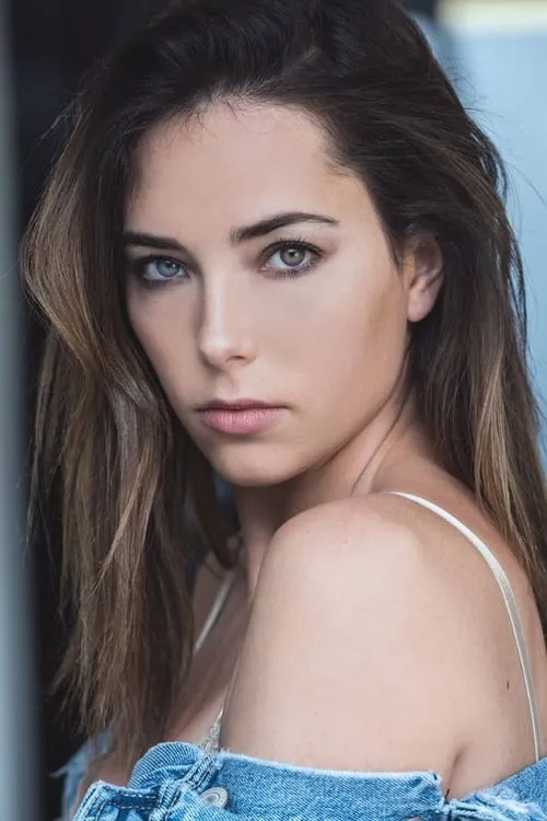 Photo of Mariel Molino